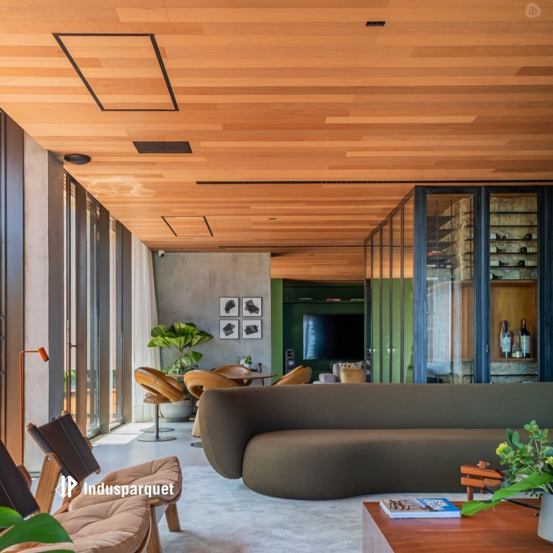 MasterTeto Indusparquet aplicado em teto com design sofisticado