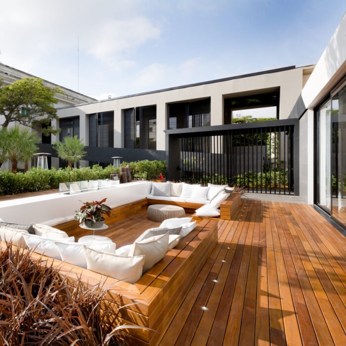 Decks e pisos em madeira tropical Indusparquet