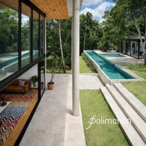 Travertino Anticato Palimanan em paginação French Pattern aplicado em área externa sofisticada